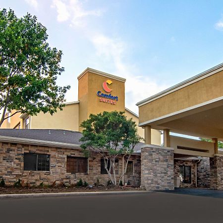 Comfort Suites Nw Dallas Near Love Field מראה חיצוני תמונה