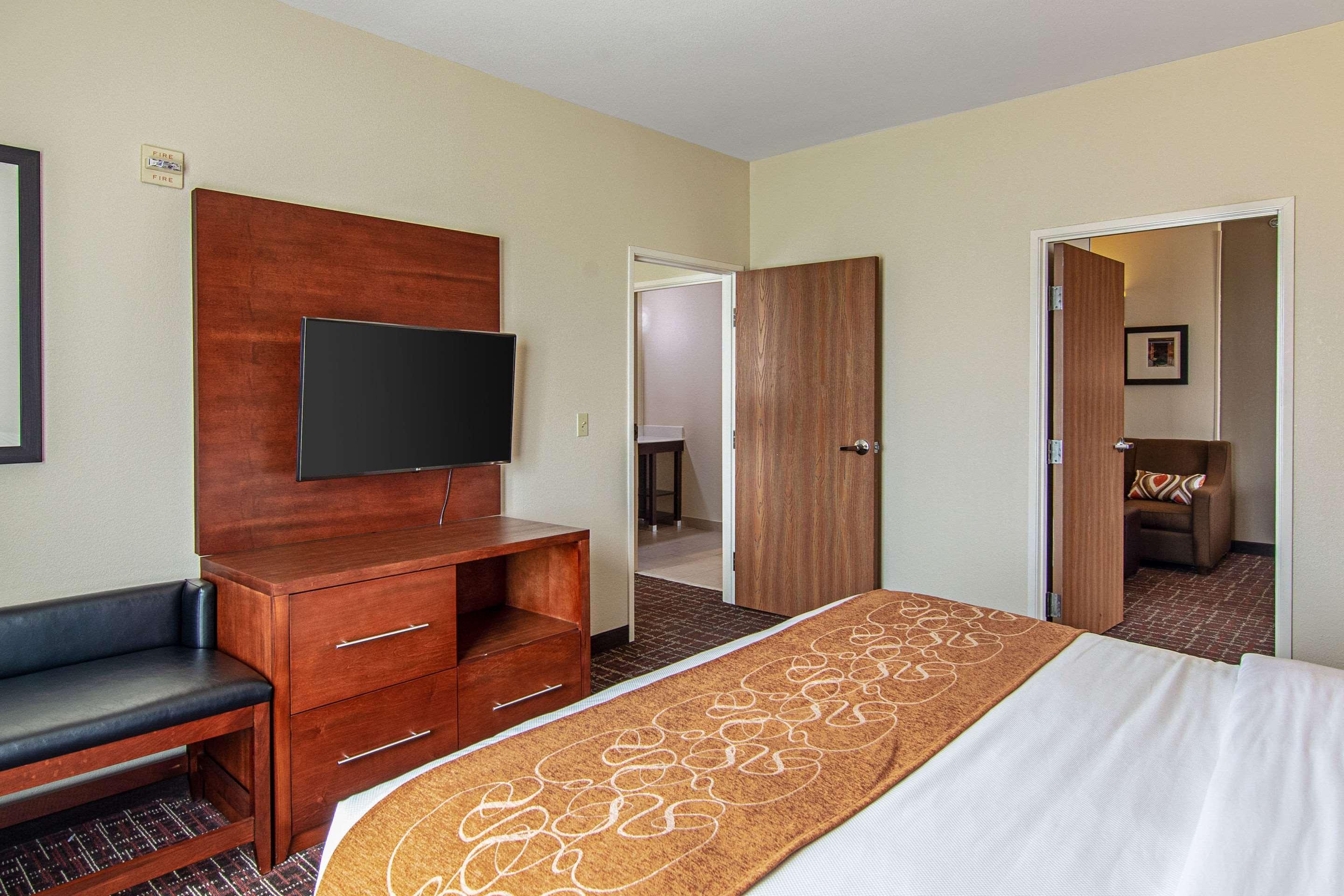 Comfort Suites Nw Dallas Near Love Field מראה חיצוני תמונה