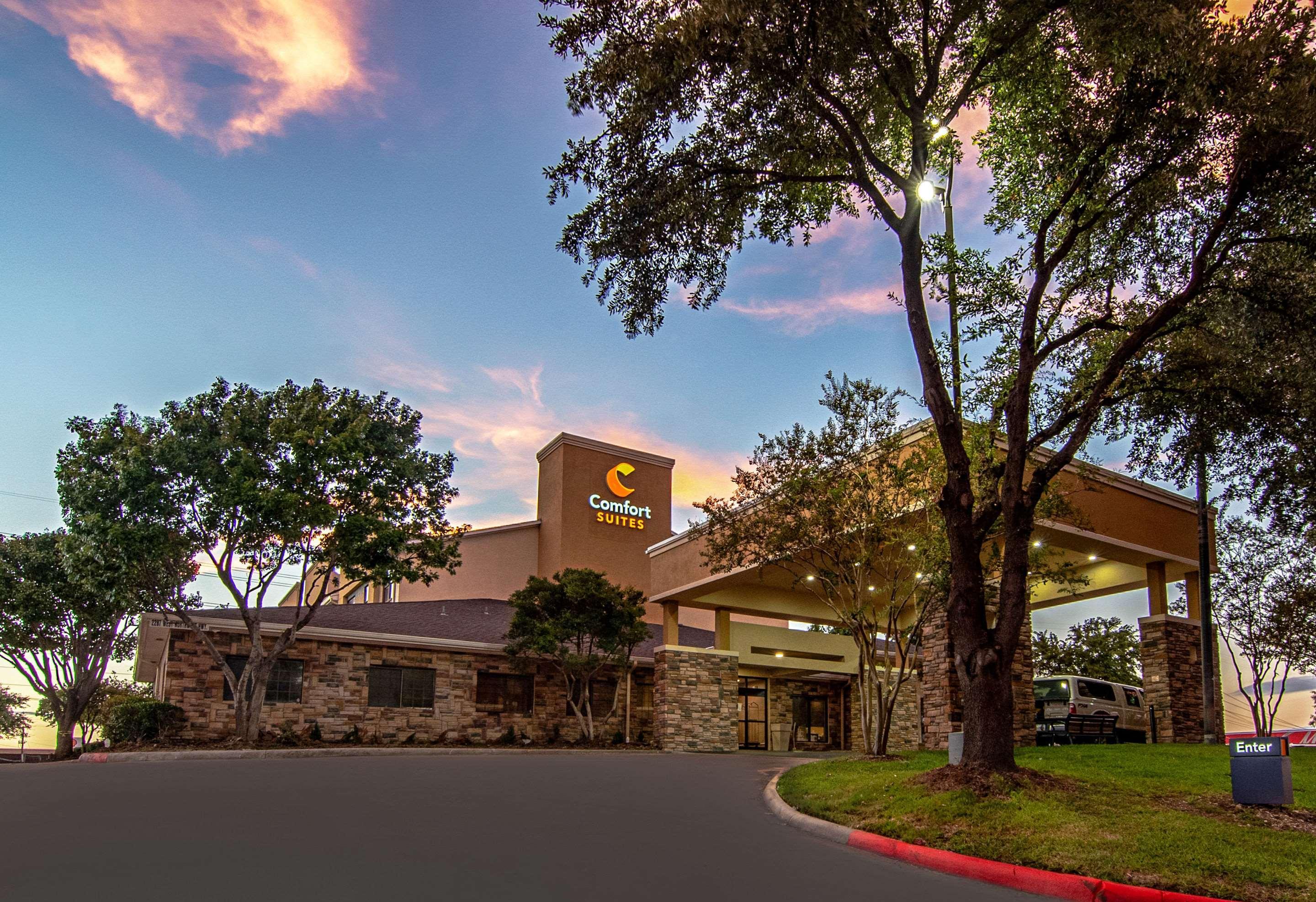 Comfort Suites Nw Dallas Near Love Field מראה חיצוני תמונה