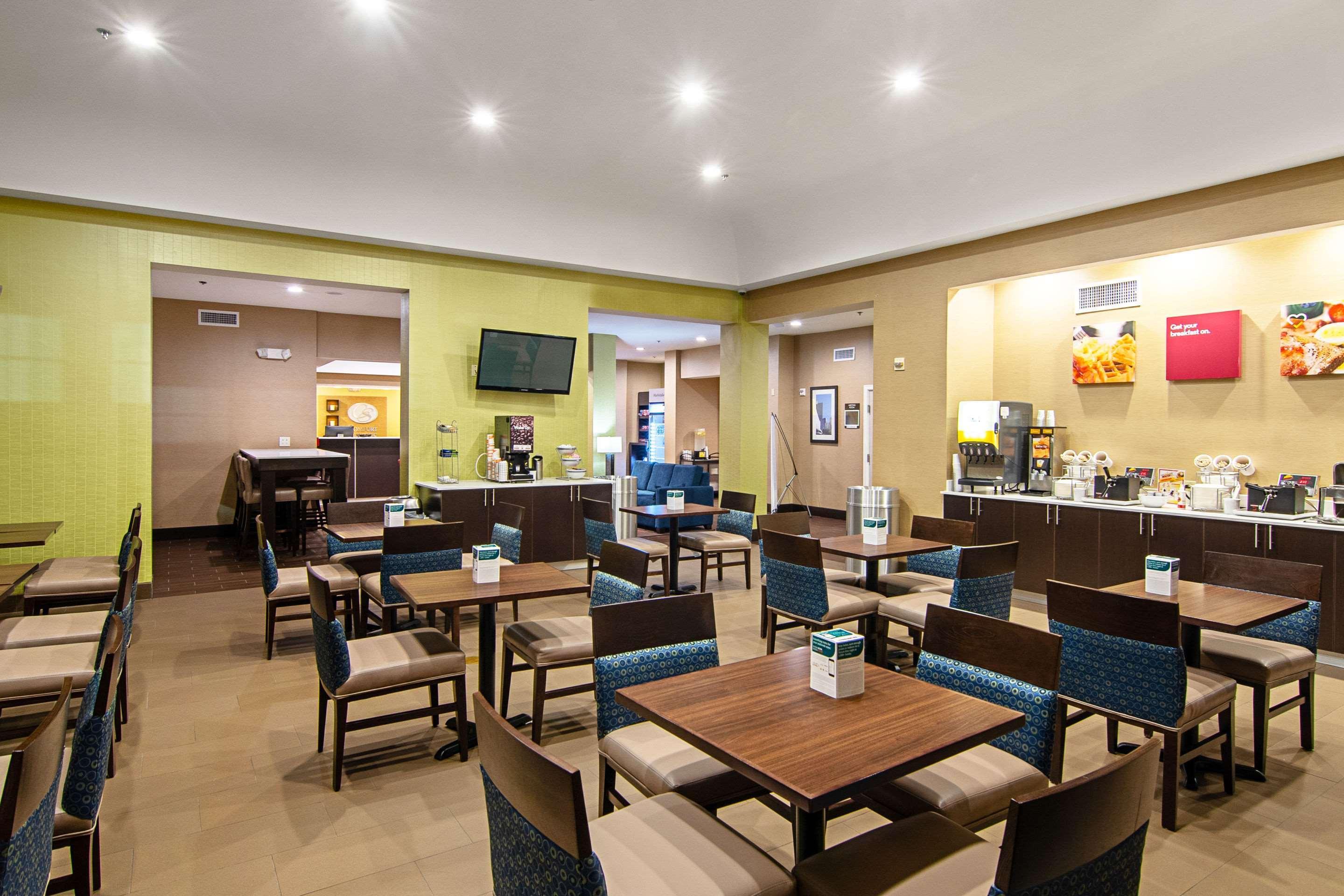 Comfort Suites Nw Dallas Near Love Field מראה חיצוני תמונה