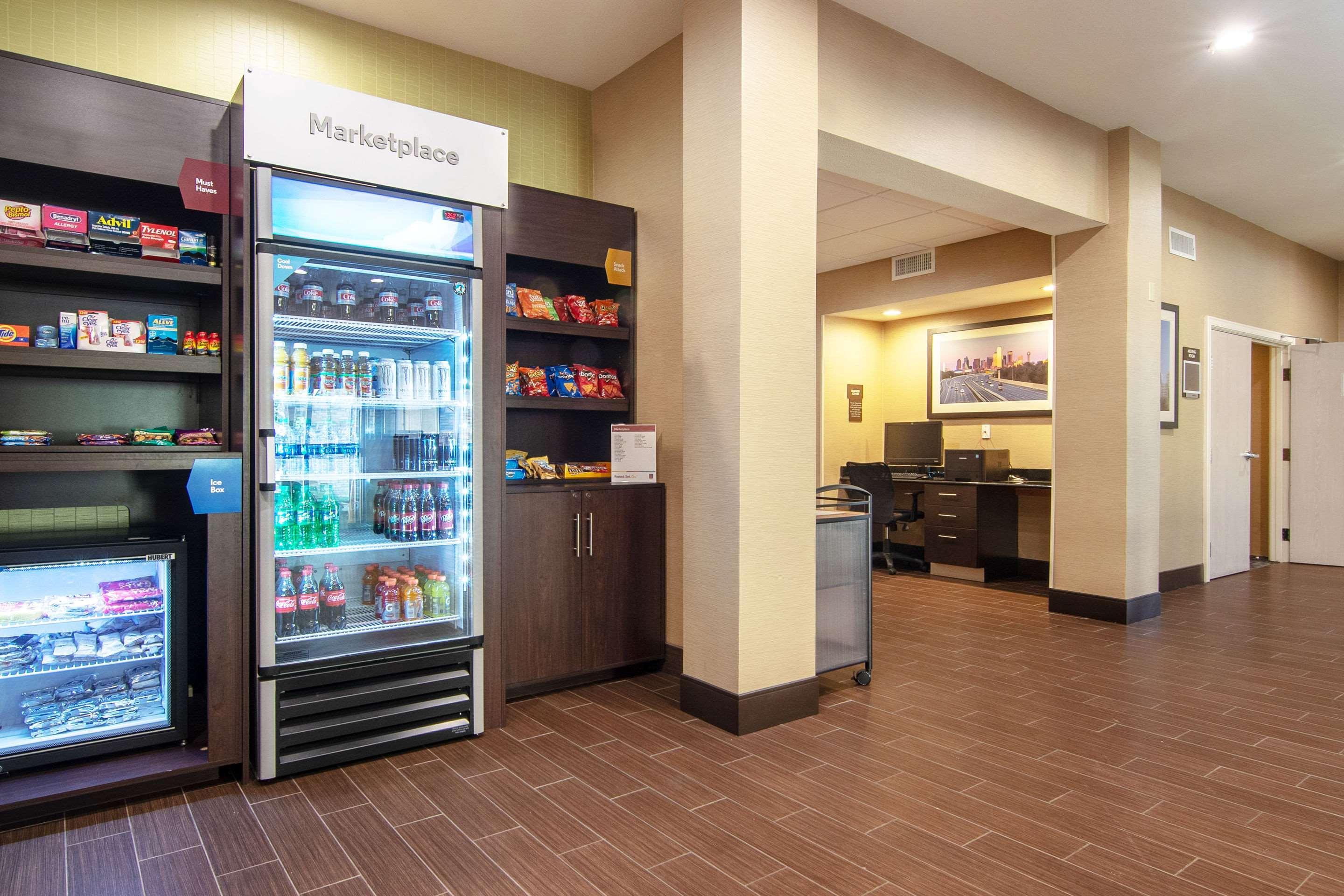 Comfort Suites Nw Dallas Near Love Field מראה חיצוני תמונה