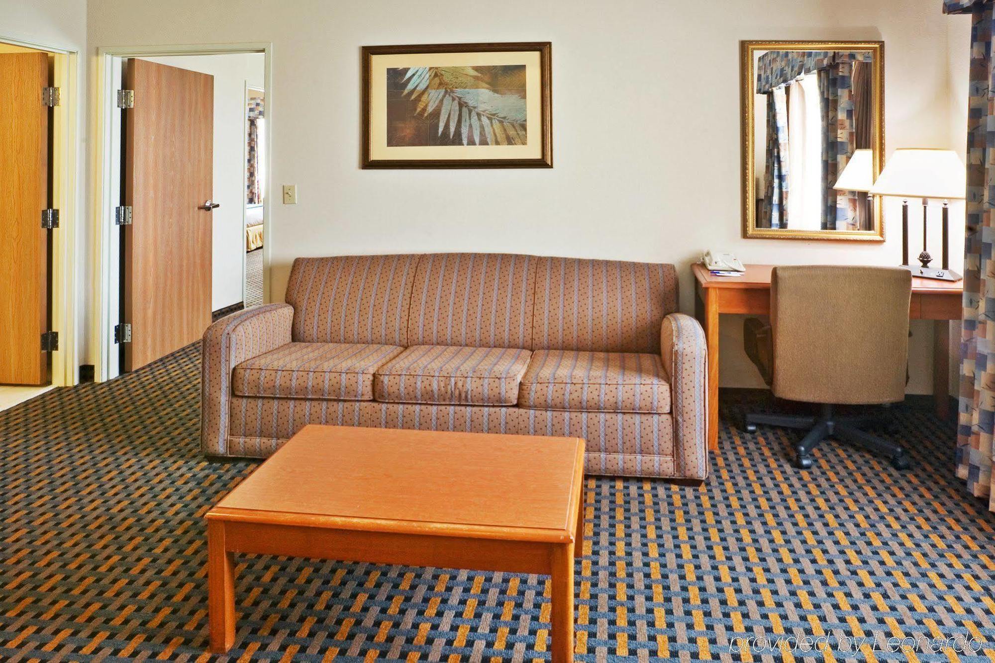 Comfort Suites Nw Dallas Near Love Field מראה חיצוני תמונה