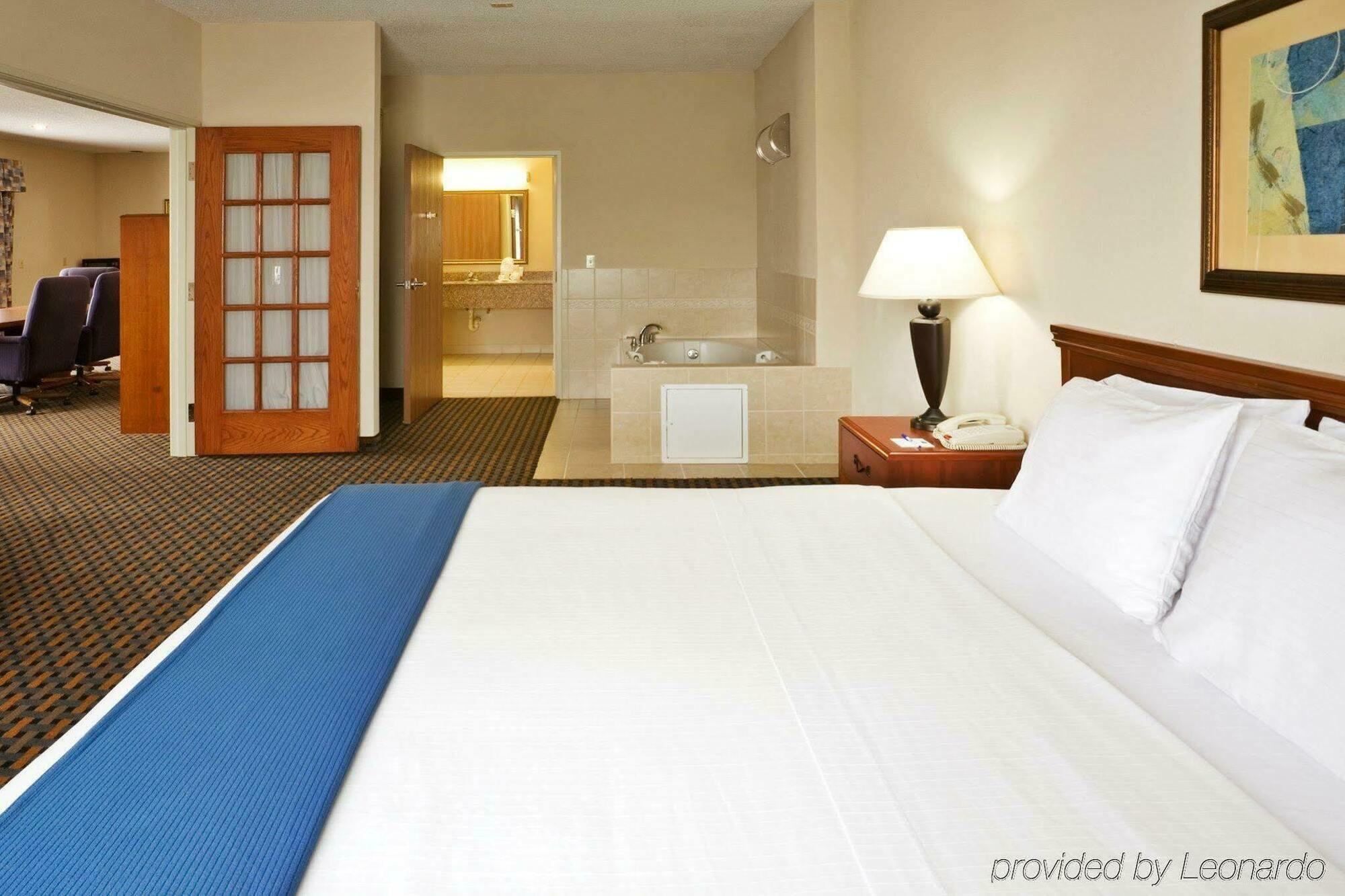 Comfort Suites Nw Dallas Near Love Field מראה חיצוני תמונה